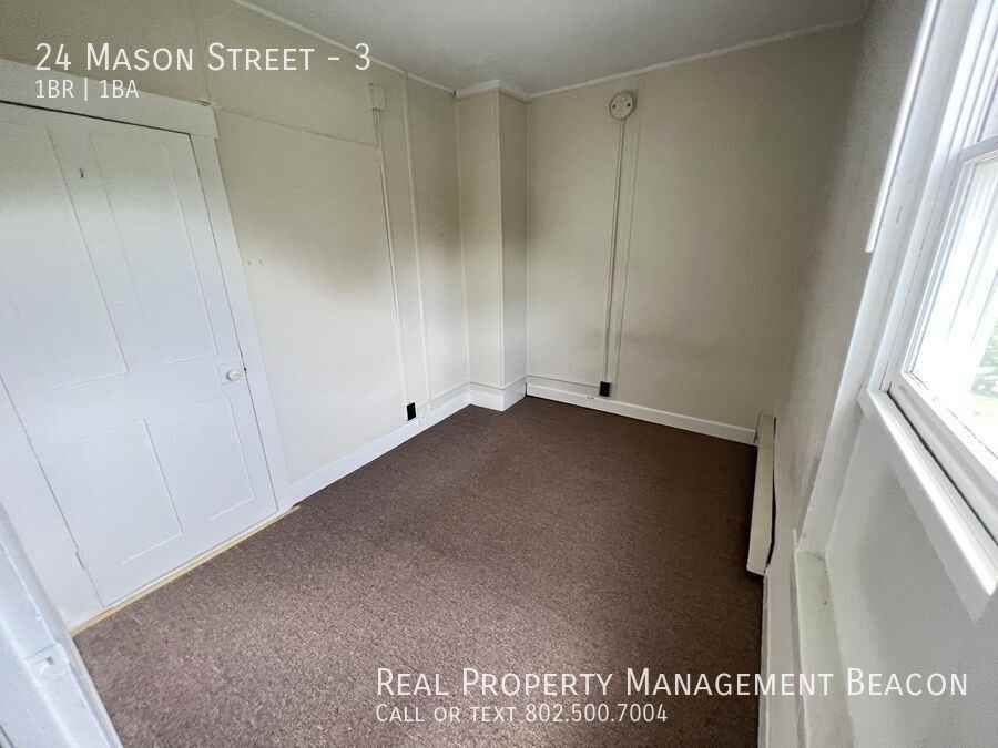 24 Mason St #3 - Photo 4 of 9