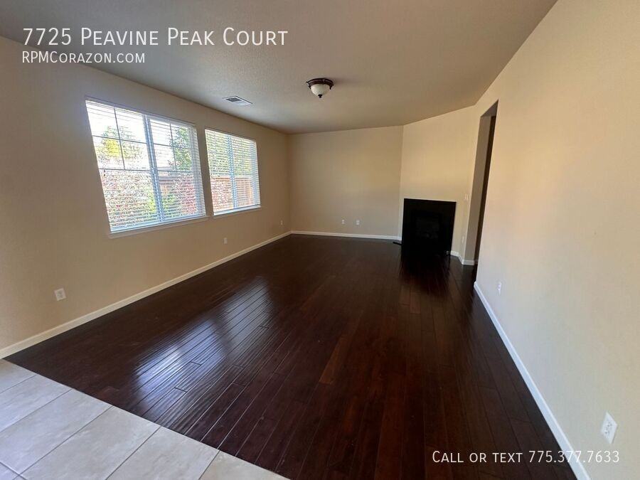 7725 Peavine Peak Ct - Photo 6 of 32