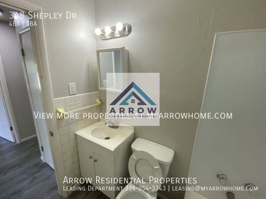 348 Shepley Dr - Photo 2 of 20