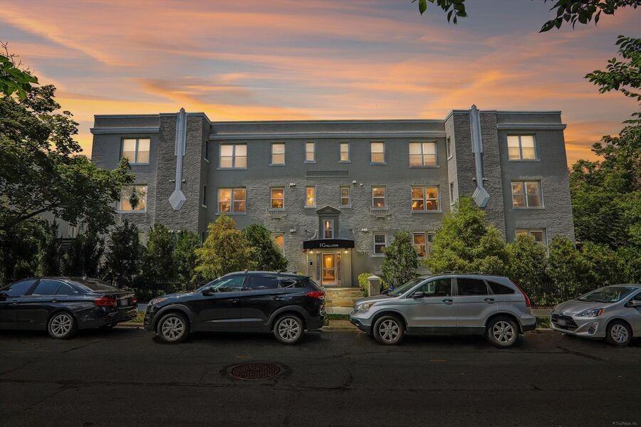 5024 9th St Nw #203 - Photo 2 of 50