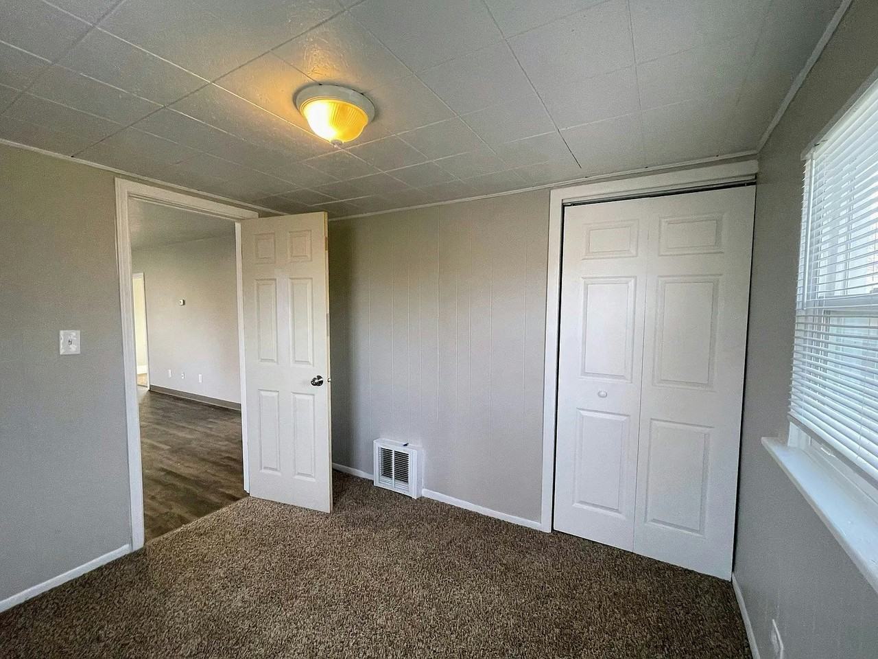 4619 North Howard Street - Photo 6 of 16