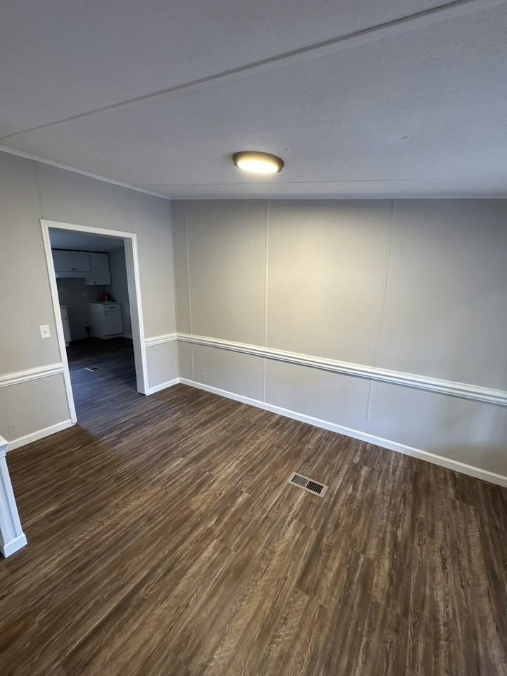 495 Holly Hill Road - Photo 3 of 11