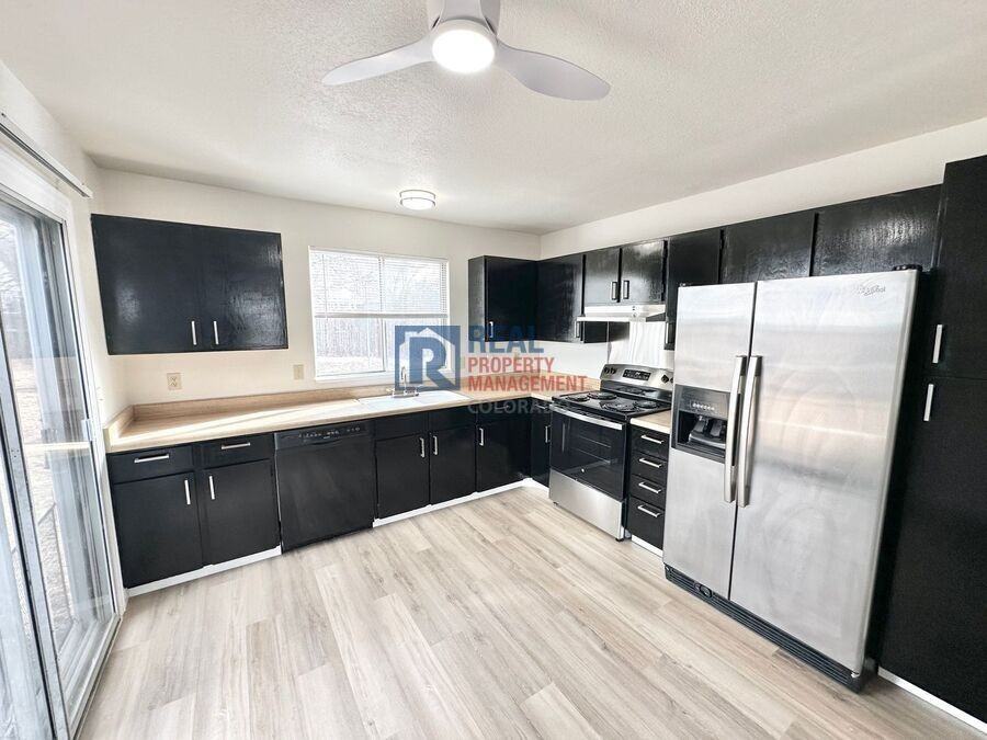 20154 E Coolidge Dr - Photo 4 of 19