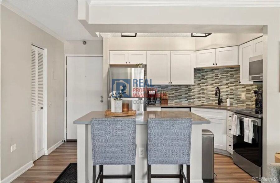 1301 Speer Blvd #202 - Photo 6 of 19