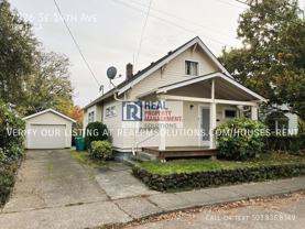 7226 Se 14th Ave - Photo 1 of 1
