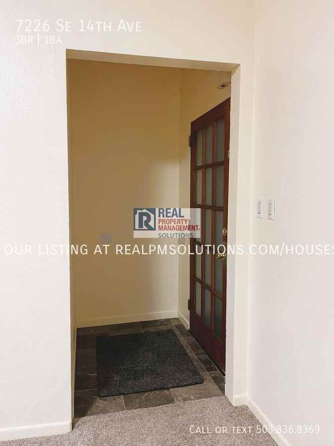 7226 Se 14th Ave - Photo 3 of 46