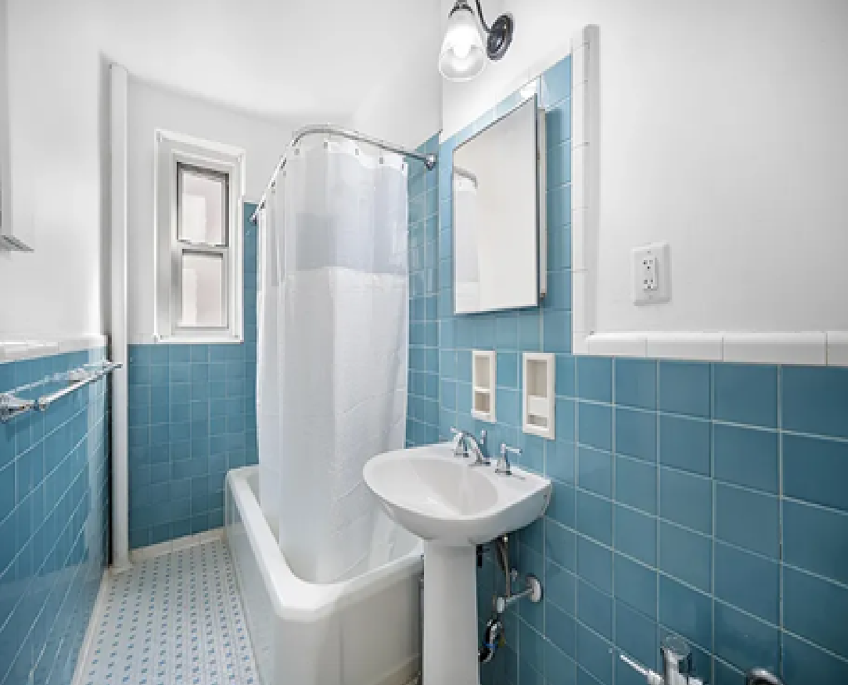 601 East 19th Street, Unit 4B - Photo 6 of 7