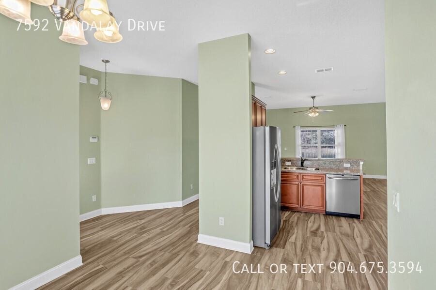 7592 Vandalay Dr - Photo 6 of 27