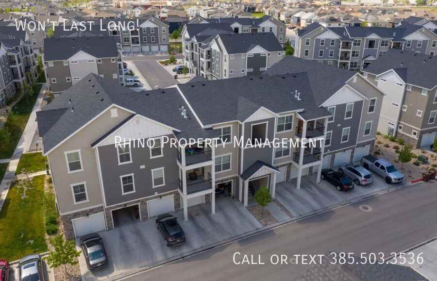 551 N 360 W - Photo 2 of 34