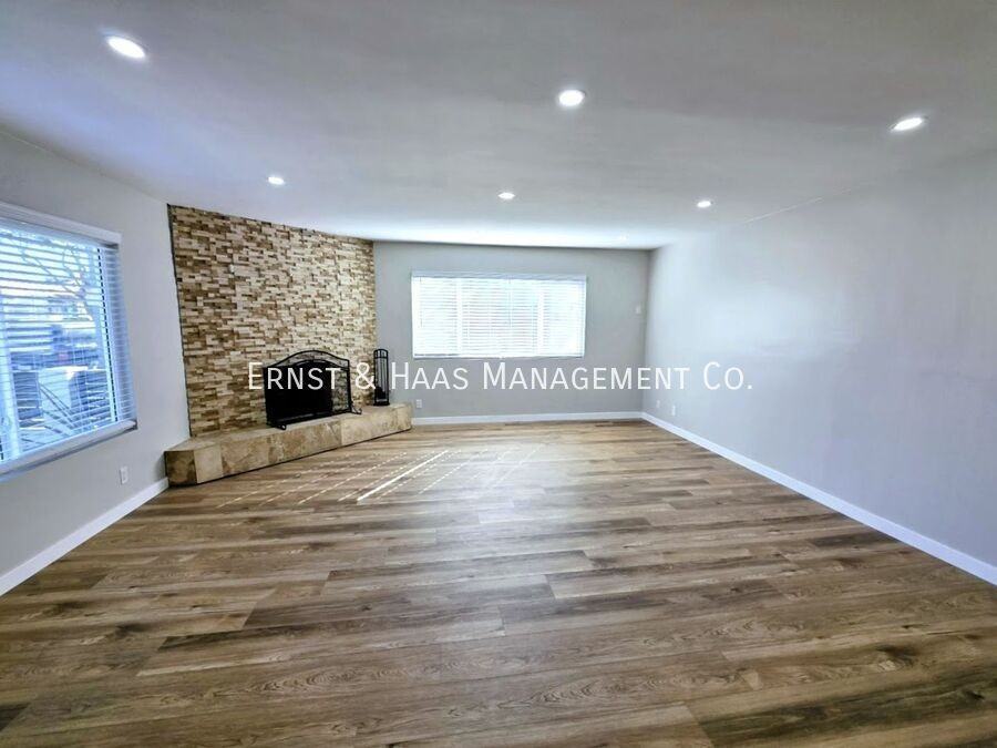 319 Walnut Ave #01 - Photo 3 of 21