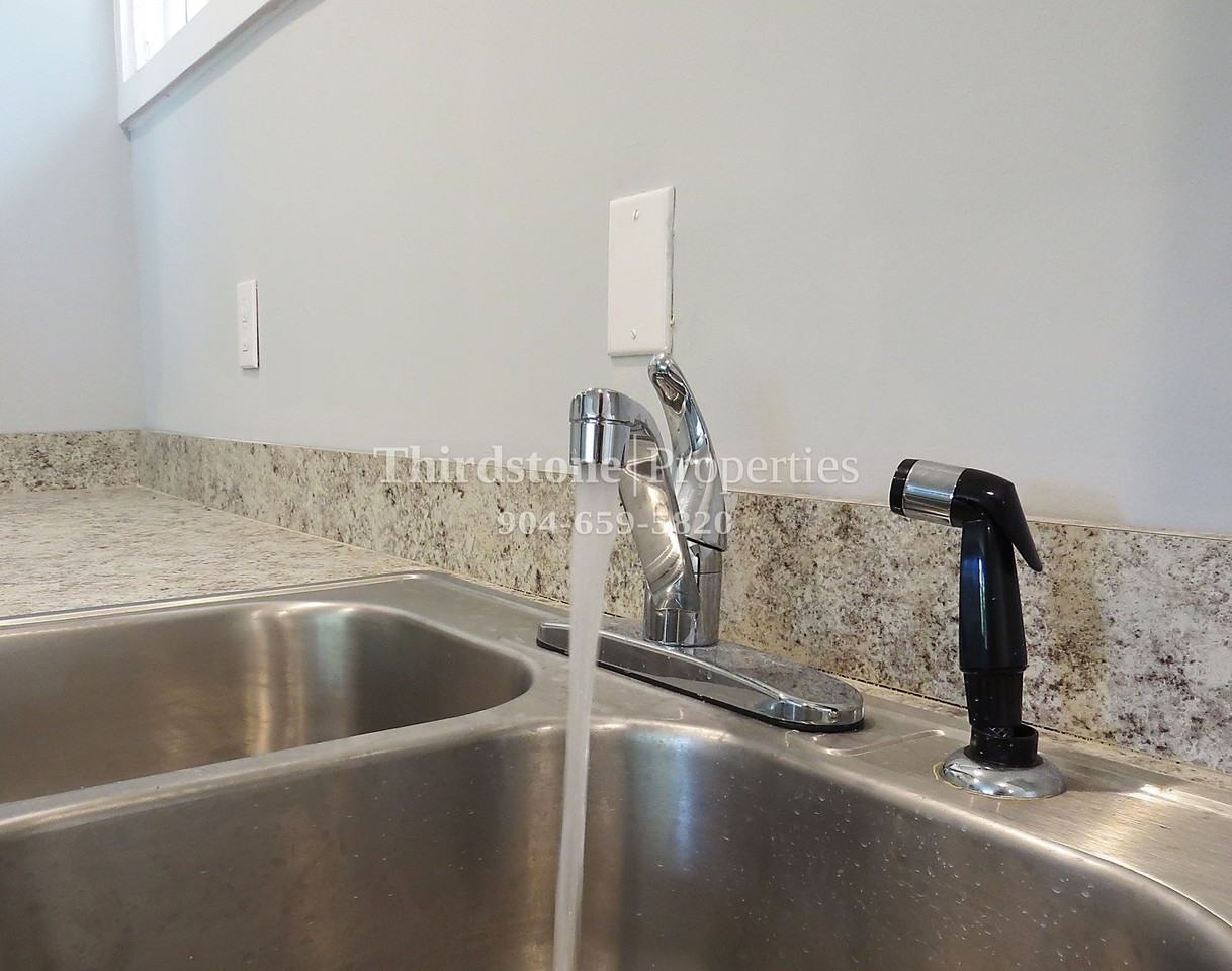 9228 Waynesboro Ave - Photo 7 of 18