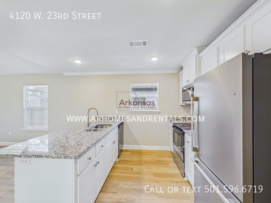 4120 W 23rd St - Photo 4 of 12
