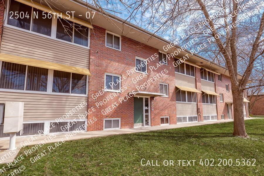 2504 N 56th St #07 - Photo 3 of 13