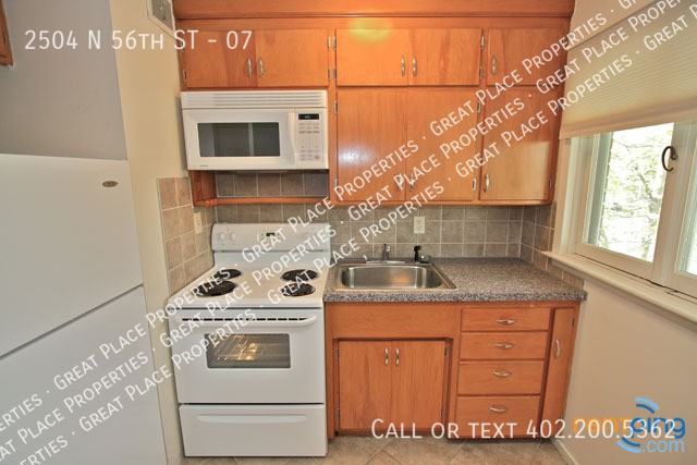 2504 N 56th St #07 - Photo 7 of 13