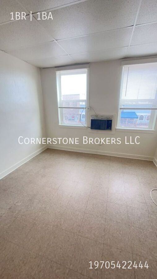 201.5 Main Street - 201.5 Main Street #6 - Photo 2 of 3