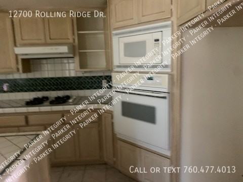 12700 Rolling Ridge Rd - Photo 4 of 10