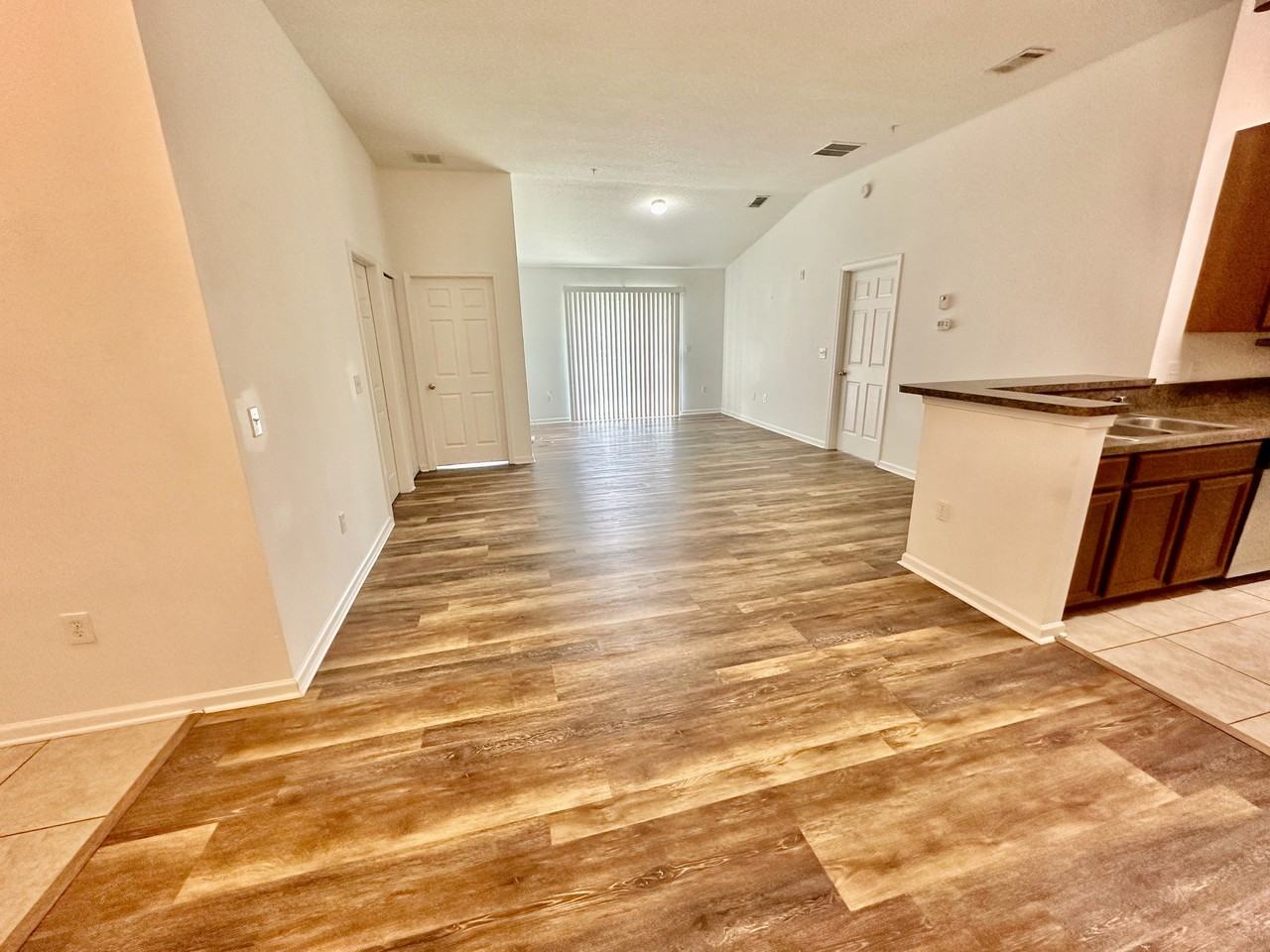 209 Larkin Place - 108Unit 108 #108 - Photo 4 of 20