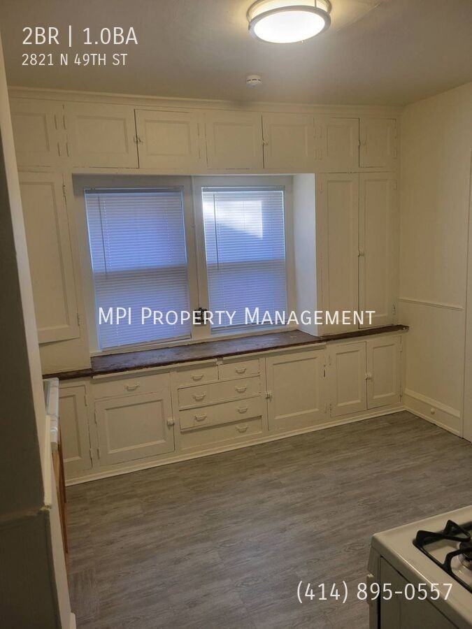 2821 N 49th St - Photo 6 of 12