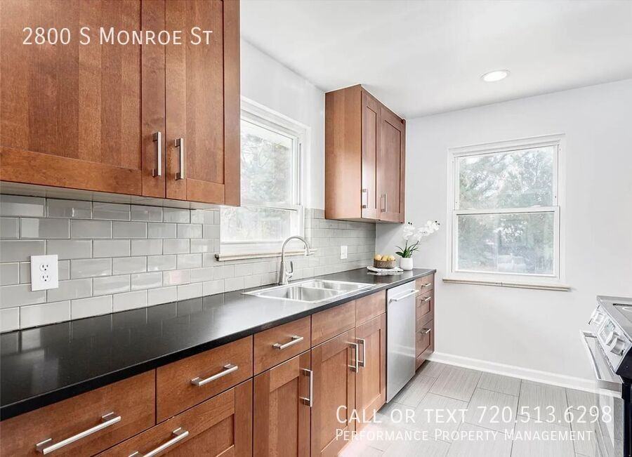 2800 S Monroe St - Photo 4 of 27