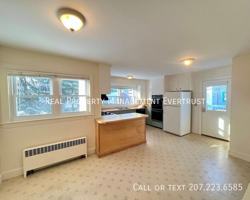 featured image of 32 Belfield St