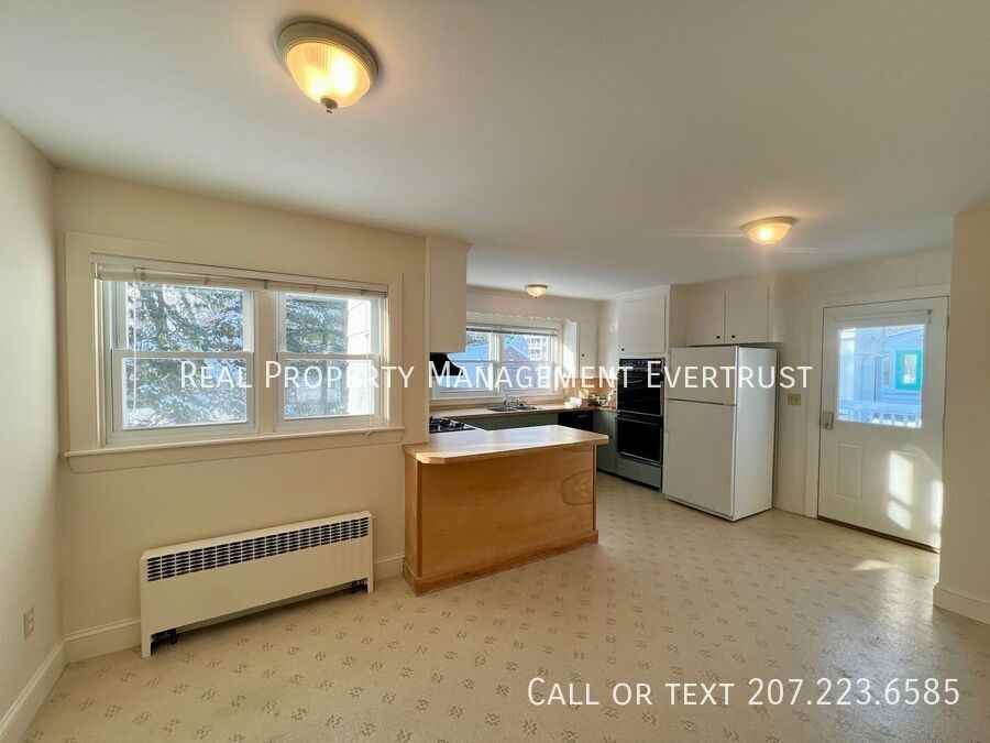 32 Belfield St - Photo 3 of 23