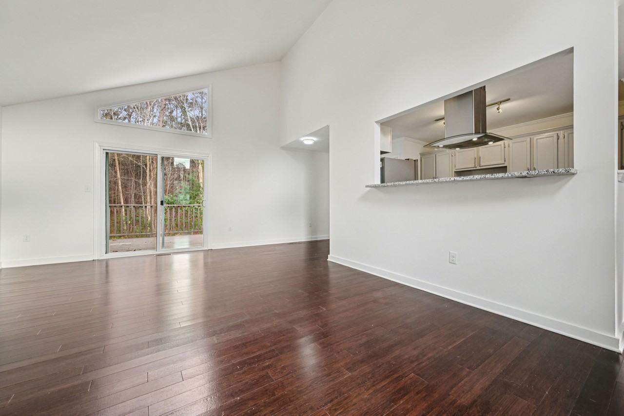 21 Winchester Ct - Photo 6 of 25