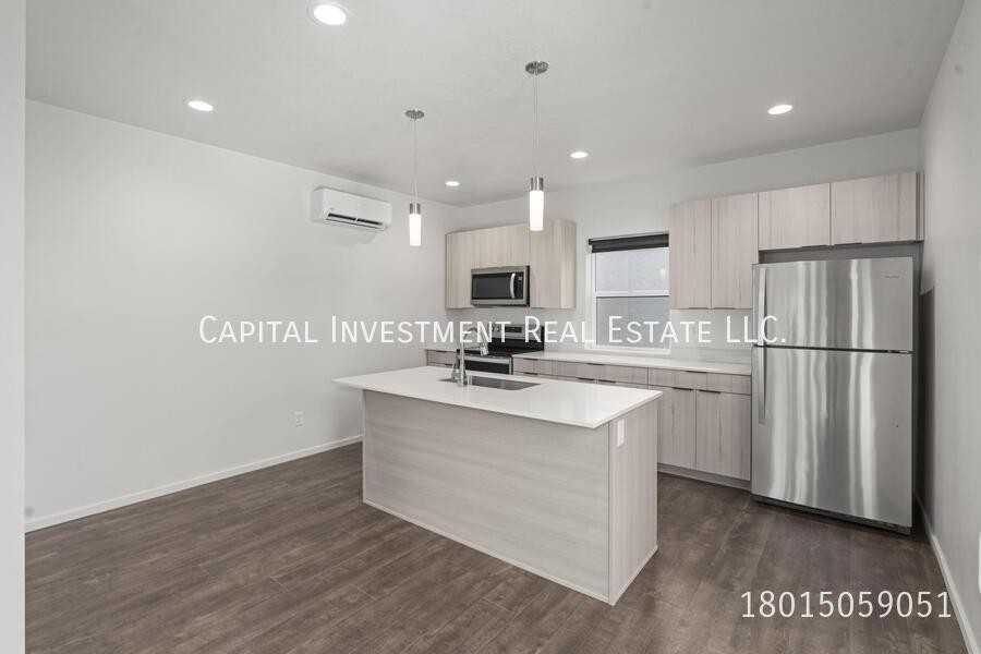 1689 S West Temple #102 - Photo 5 of 28