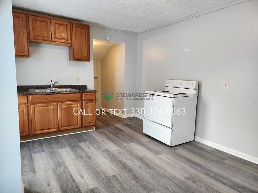 406 1st St Se - Photo 4 of 17