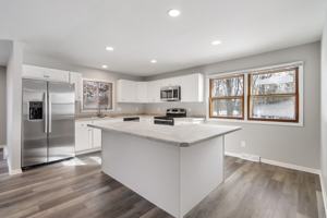 featured image of W127N12303 Knollwood Dr