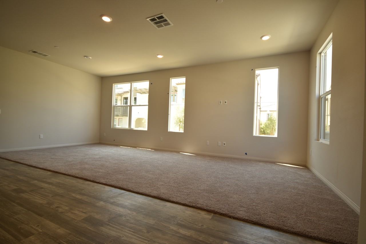 656 Martina St #1 - Photo 4 of 19