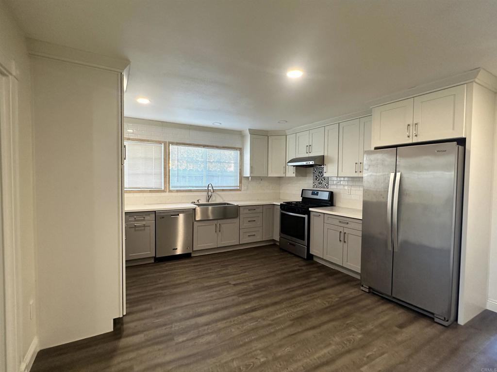 10762 Fenwick Rd #10762 - Photo 2 of 9