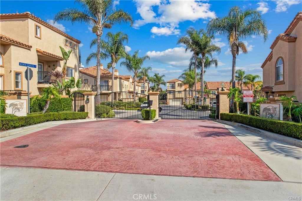 18871 Kithira Cir #18871 - Photo 7 of 34