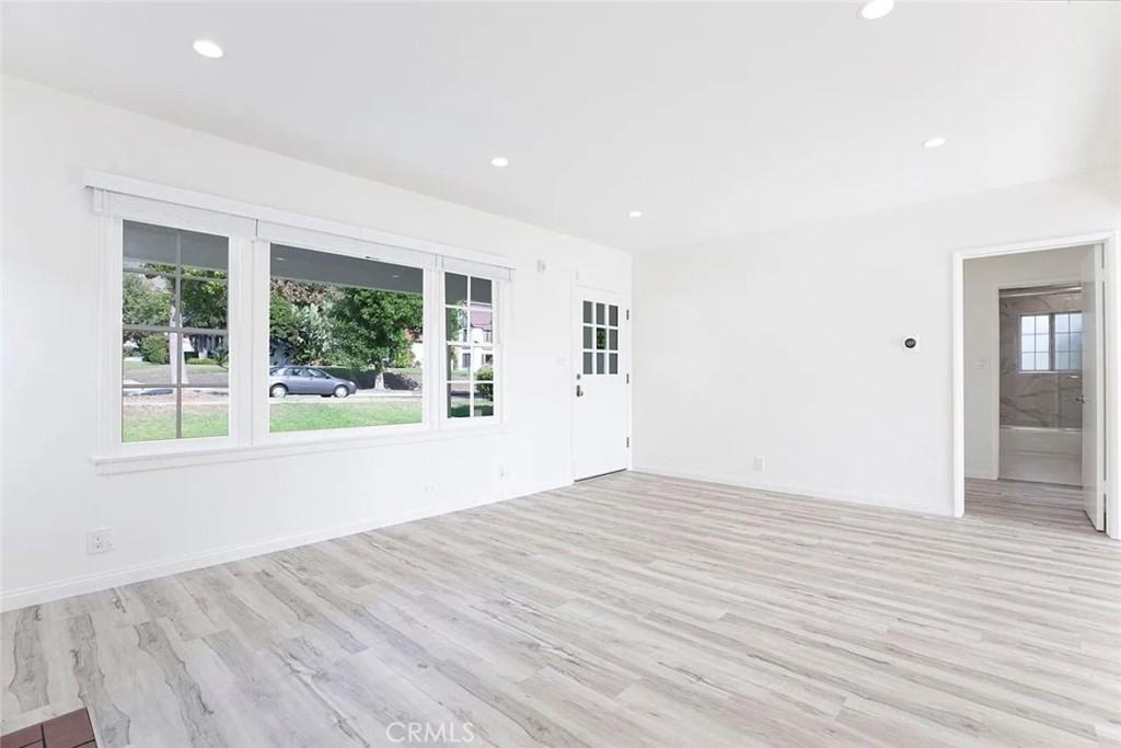 1606 Bel Aire Dr #1606 - Photo 5 of 50