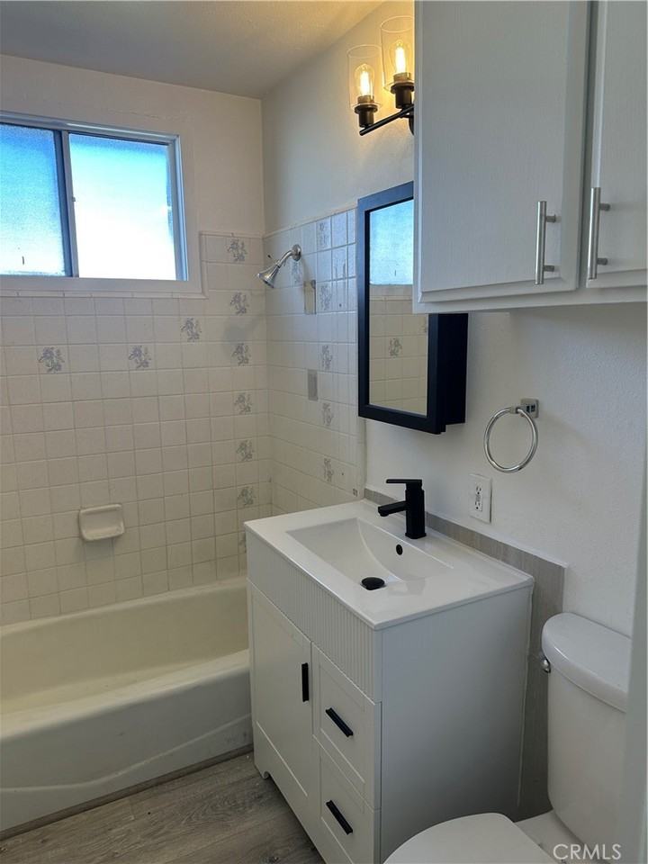 453 N Bandini St #453 - Photo 4 of 19