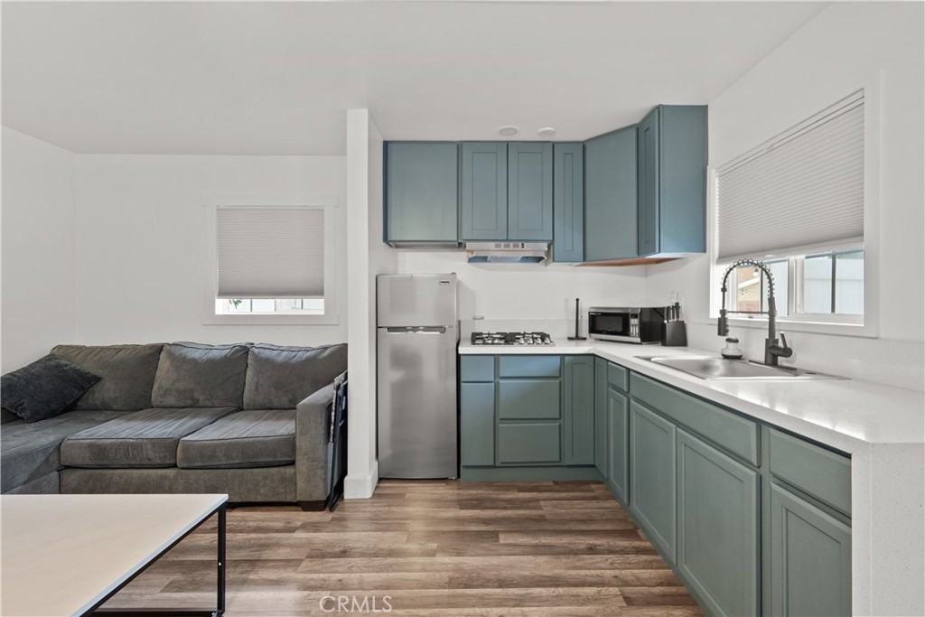 11374 Kagel Canyon St #11374 - Photo 6 of 10