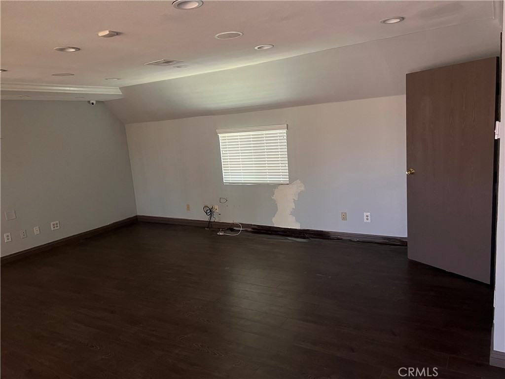 9312 Valley Blvd #9312 - Photo 4 of 6