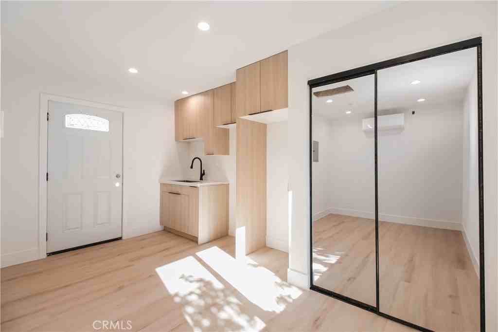 10835 1/2 Parr Ave #10835 - Photo 4 of 7