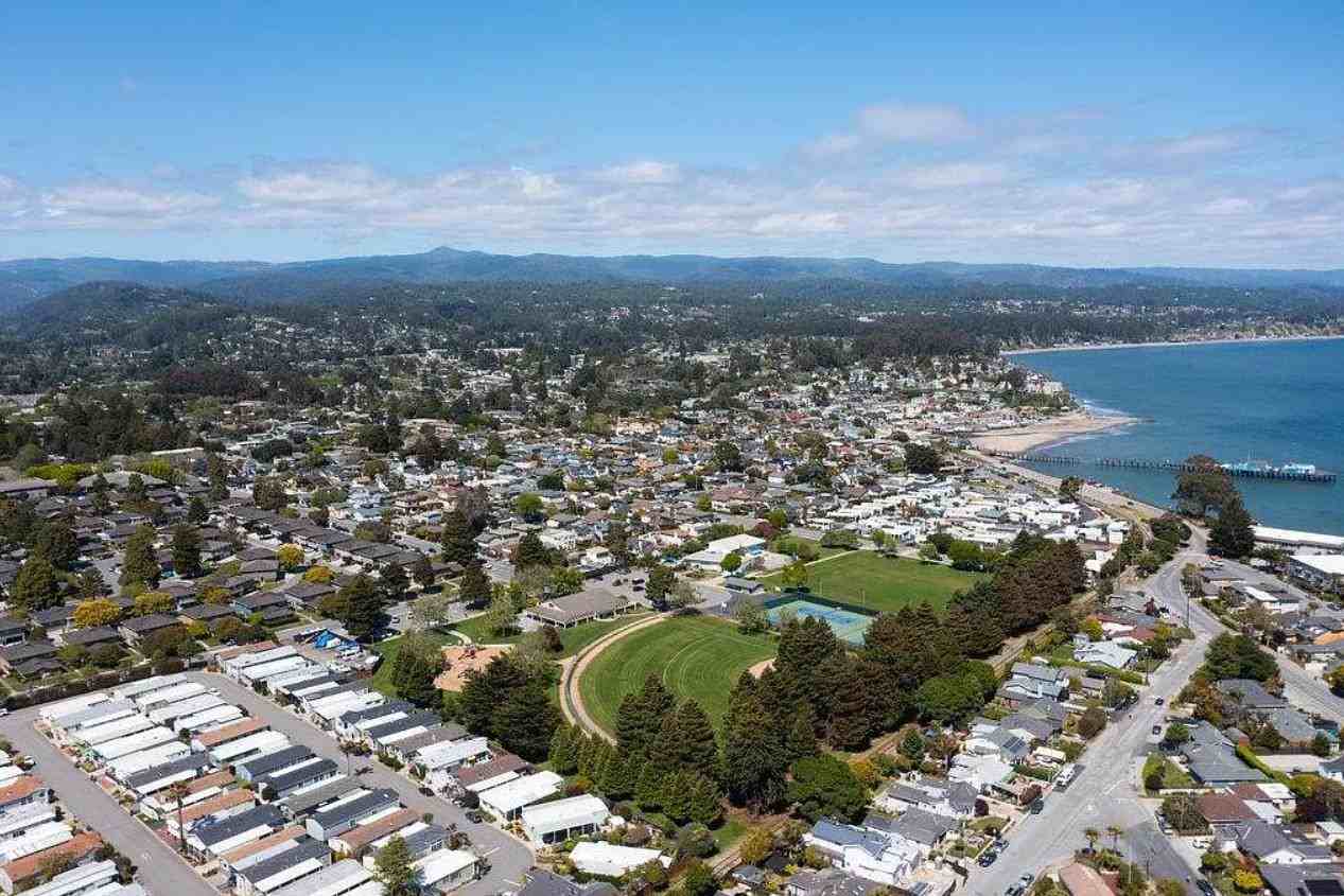 1355 45th Ave #1355-3 - Photo 6 of 21