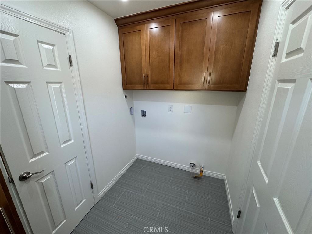 1300 W Ricky Ln #1300 - Photo 3 of 33