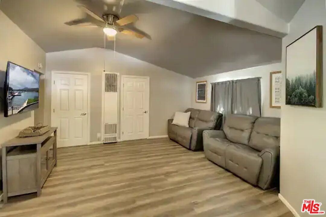 39219 Cedar Dell Rd #39219 - Photo 4 of 20