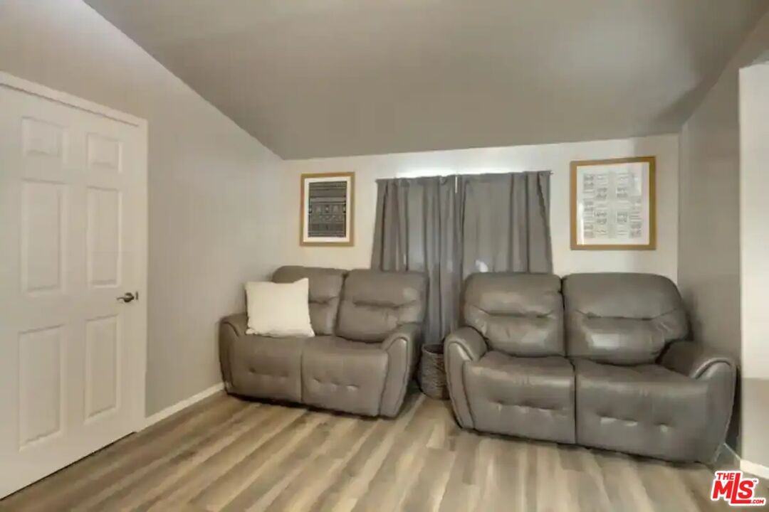 39219 Cedar Dell Rd #39219 - Photo 5 of 20