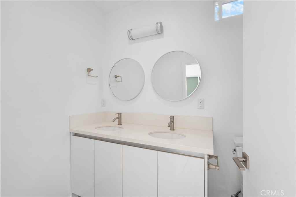 6009 1/2 Barton Ave #6009 - Photo 6 of 29