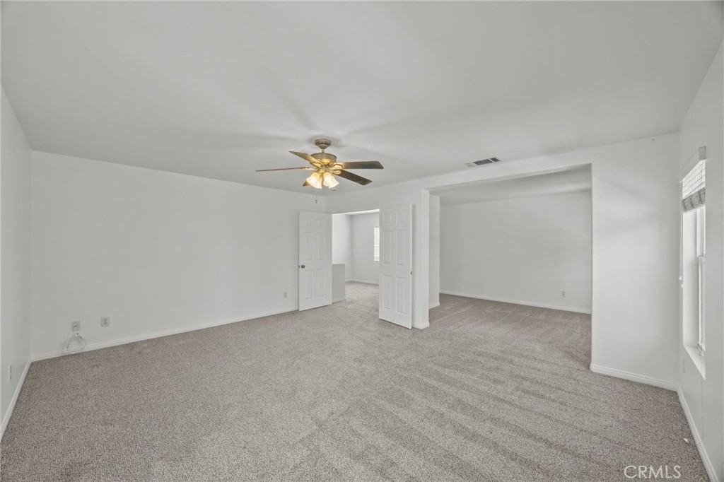 3952 Obsidian Rd #3952 - Photo 4 of 20