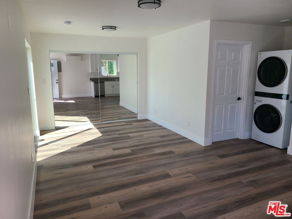 19115 Bessemer St #19115 - Photo 2 of 2