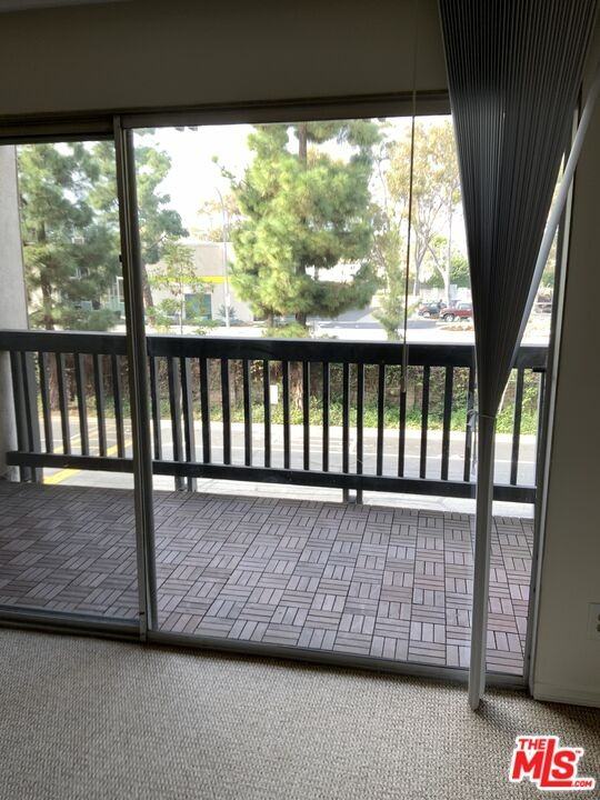 5109 Raintree Cir #5109 - Photo 6 of 17