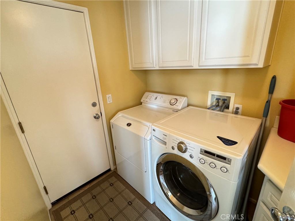 26900 Seurat Ln #26900 - Photo 4 of 39