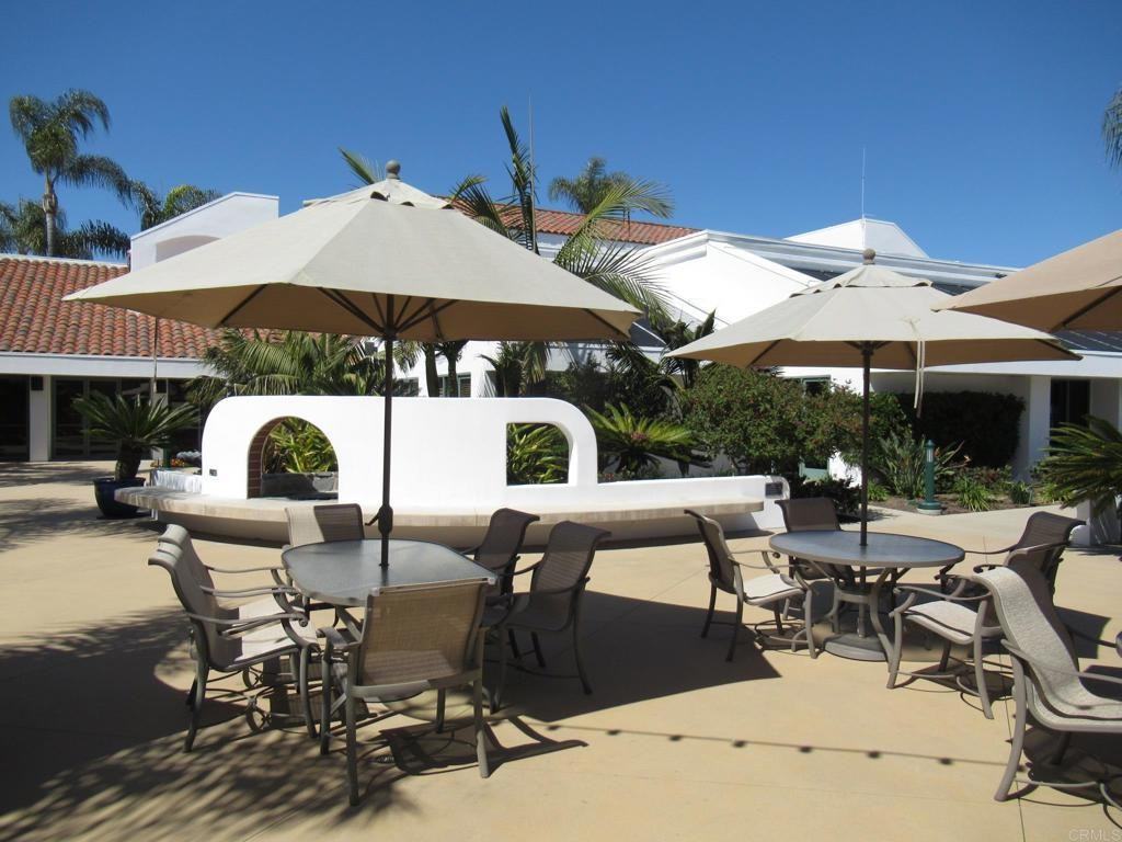 4913 Alicante Way #4913 - Photo 7 of 34