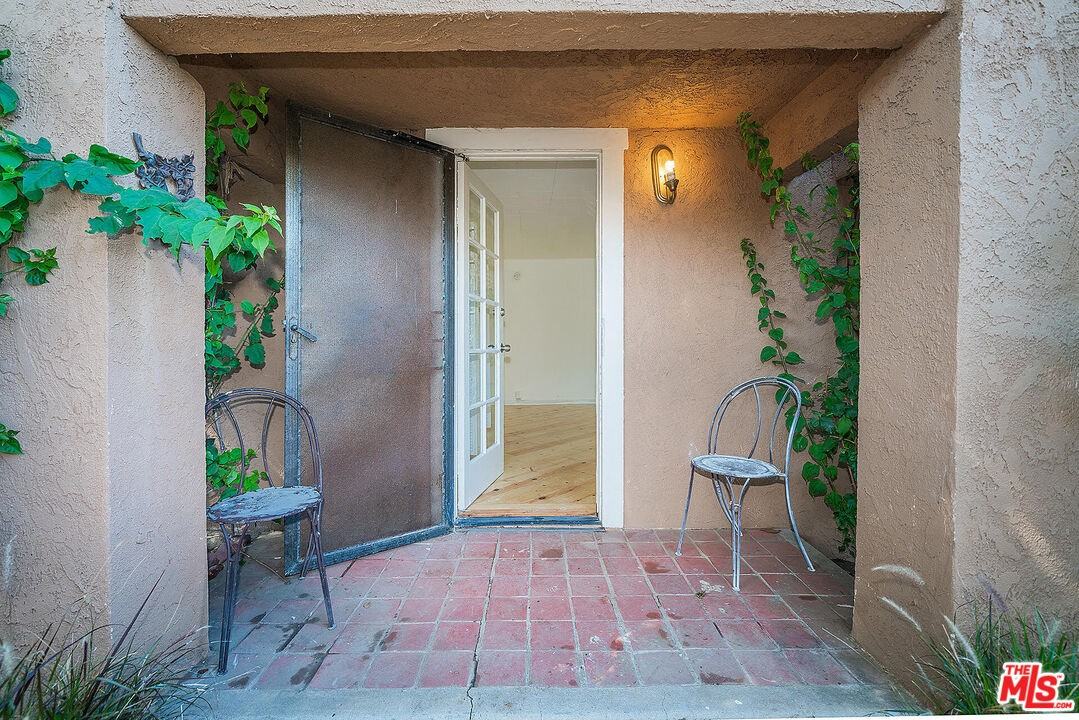 2339 1/2 Norwalk Ave #2339 - Photo 6 of 22