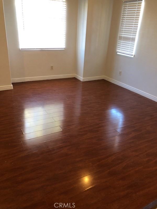 319 Lampman Way #319 - Photo 4 of 19