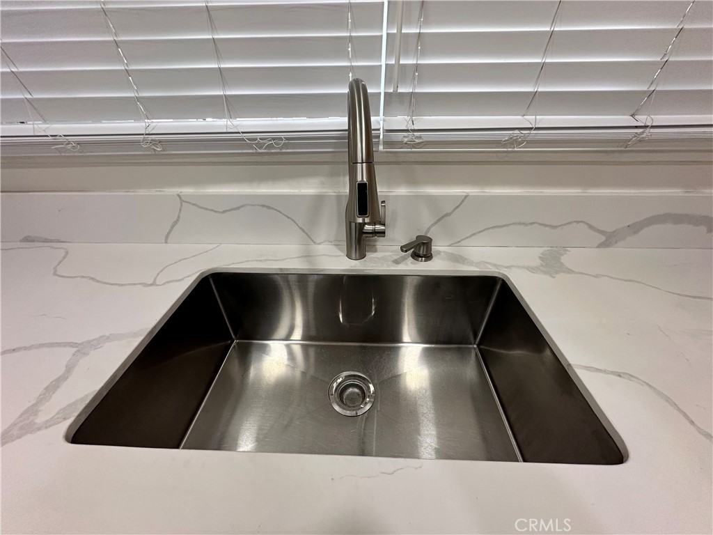 14119 Elmcroft Ave #14119 - Photo 6 of 15